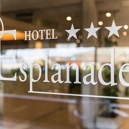 ホテル Esplanade 3*